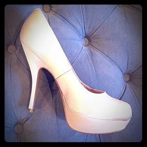 Steve Madden Blush heels